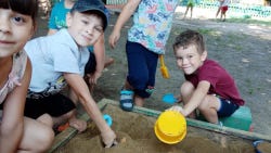 Лето для детского сада — особое время: все усилия воспитателей направлены на оздоровление, укрепление здоровья детей