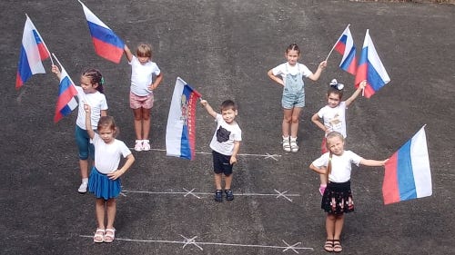Беседы ко Дню флага России